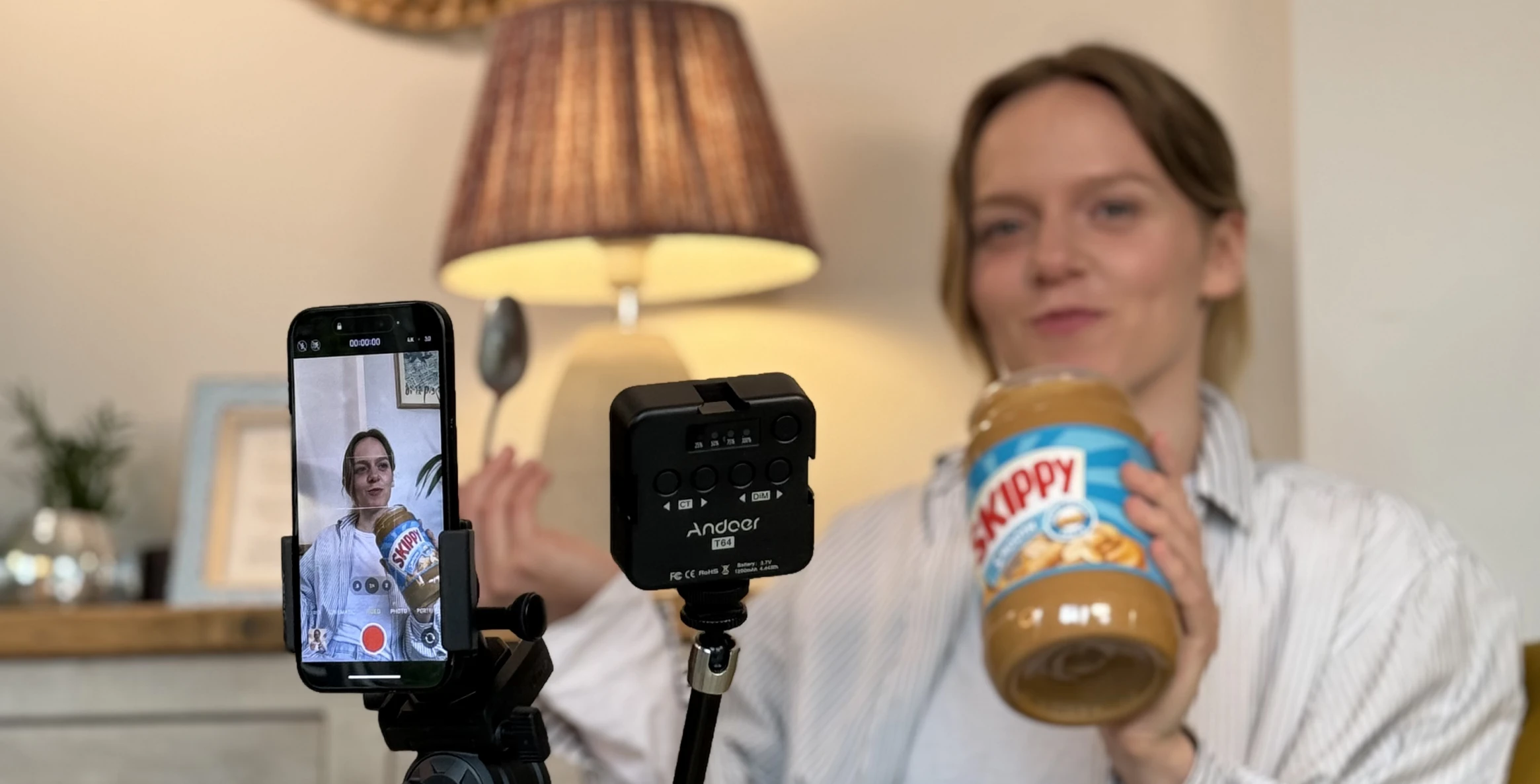 Skippy spreads joyon socials